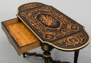 BORD, Louis XVI-stil, 1900-talets första hälft.