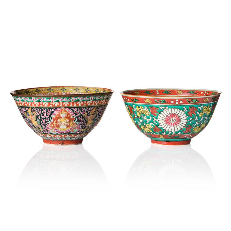 Two Thai Bencharong bowls, 19th century.