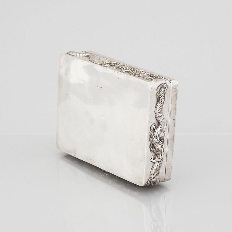 A Chinese Silver box with cover, Shanghai, markers mark Zee Sung, early 20th Century.