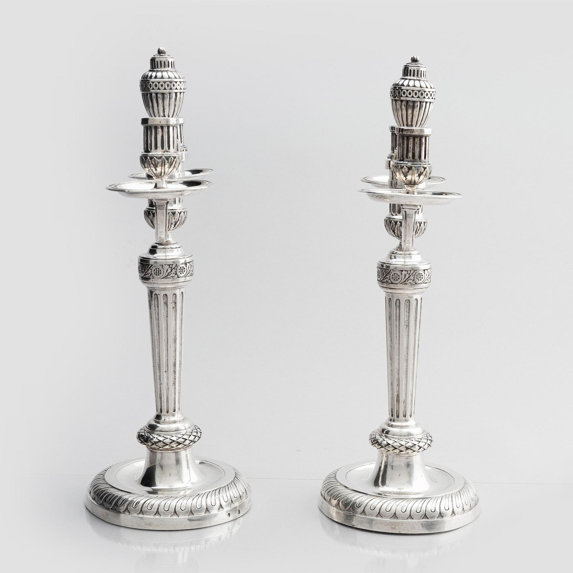 Kungliga kandelabrar, ett par, för två ljus, silver, Österrike, lgnaz Joseph Würth, Wien 1779, Louis XVI.