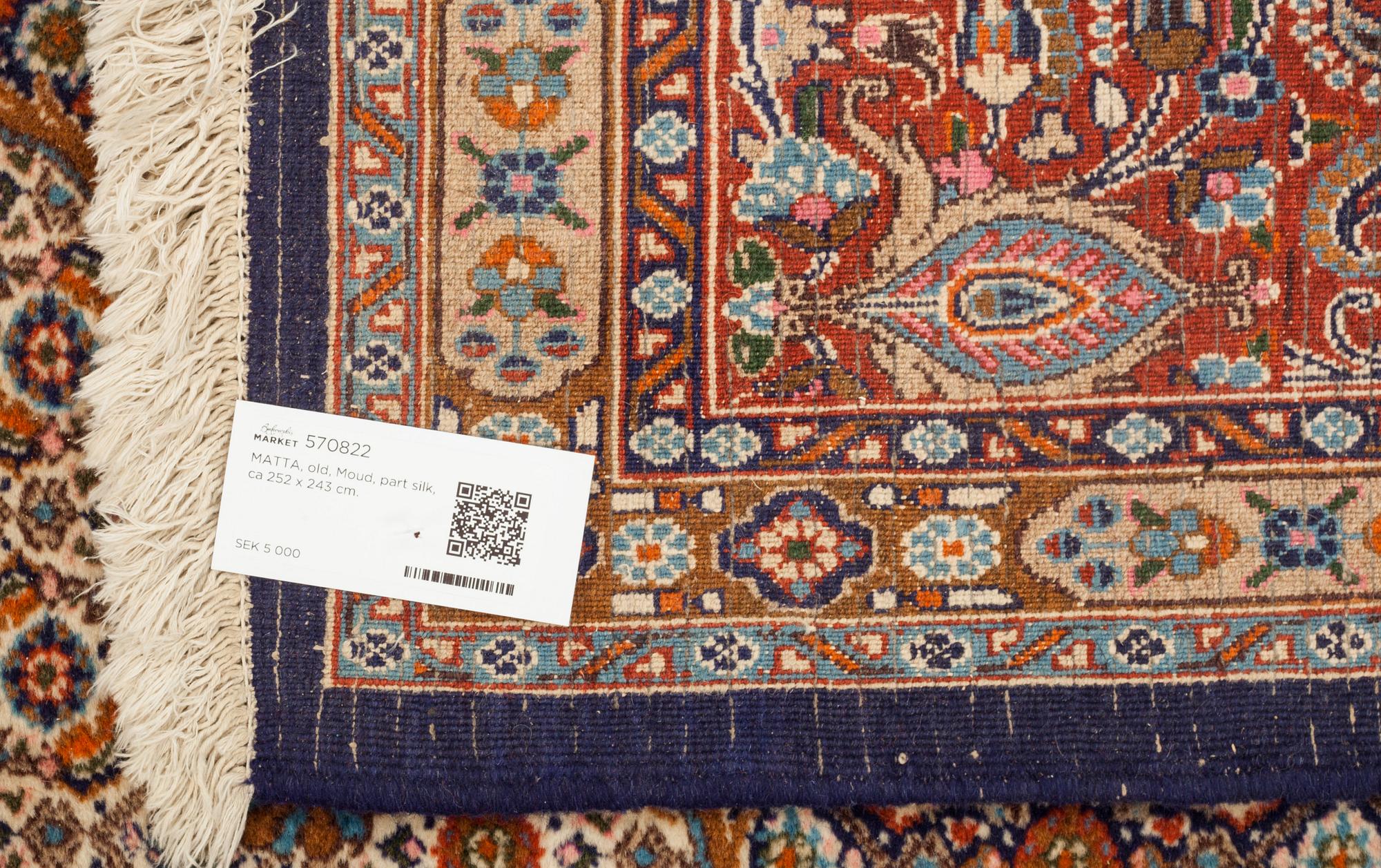 MATTA, old, Moud, part silk, ca 252 x 243 cm.