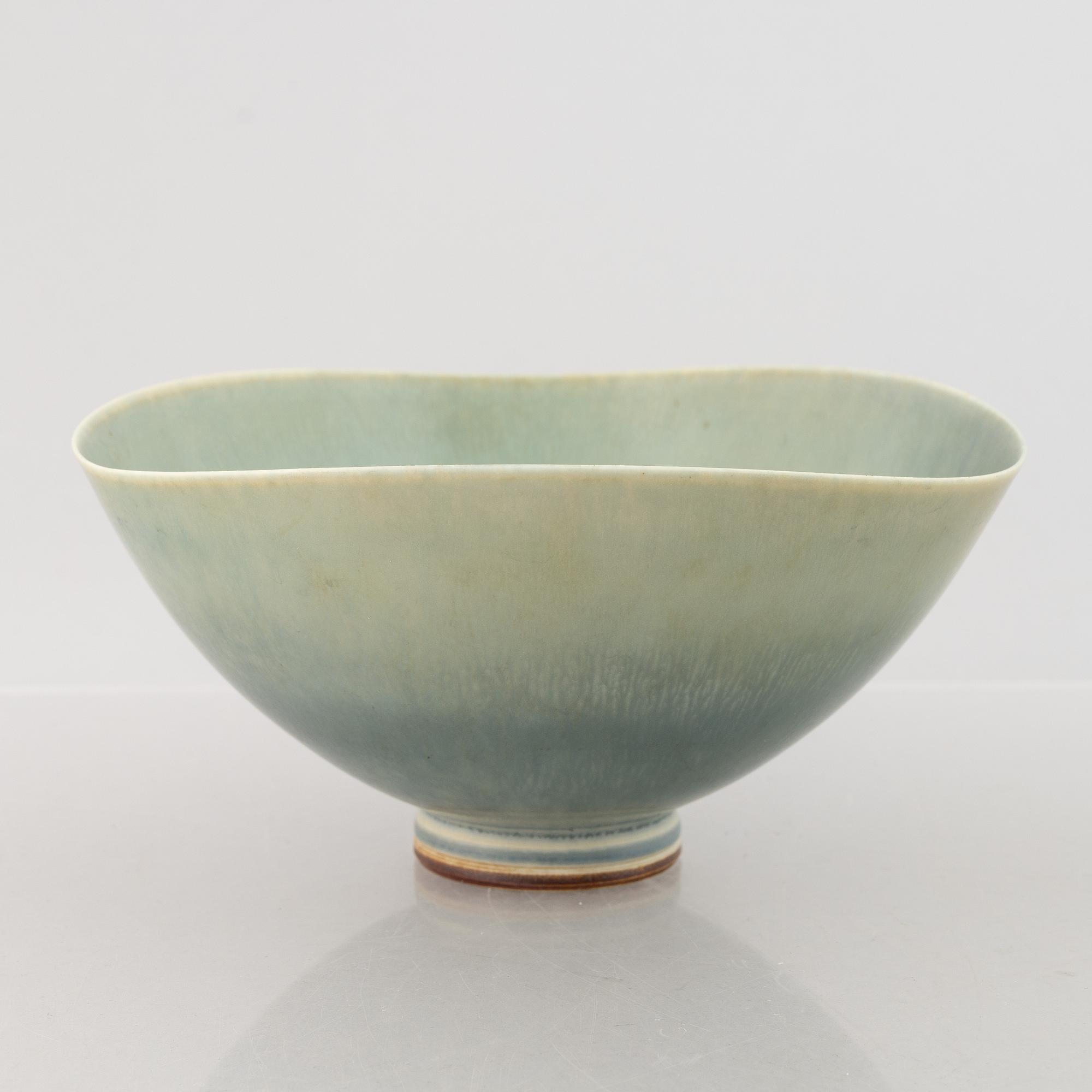 Berndt Friberg, a group of three stoneware bowls and a vase, Gustavsberg Studio.