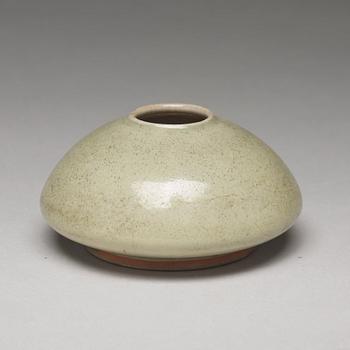 PENSELBAD, porslin. Qingdynastin, 1700-tal.
