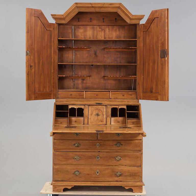 A Swedish 18th century cupboard.