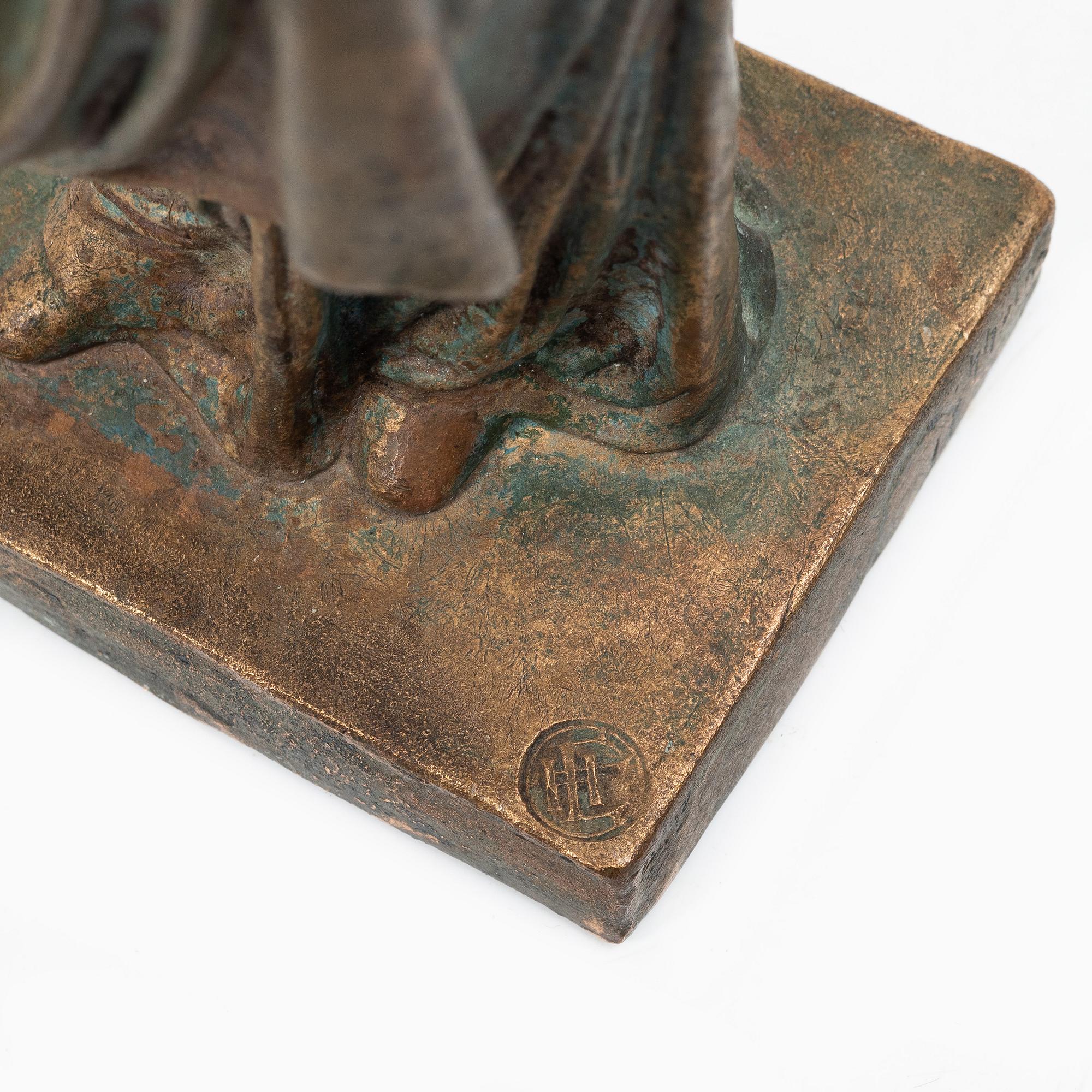 Antiquity-inspired woman.