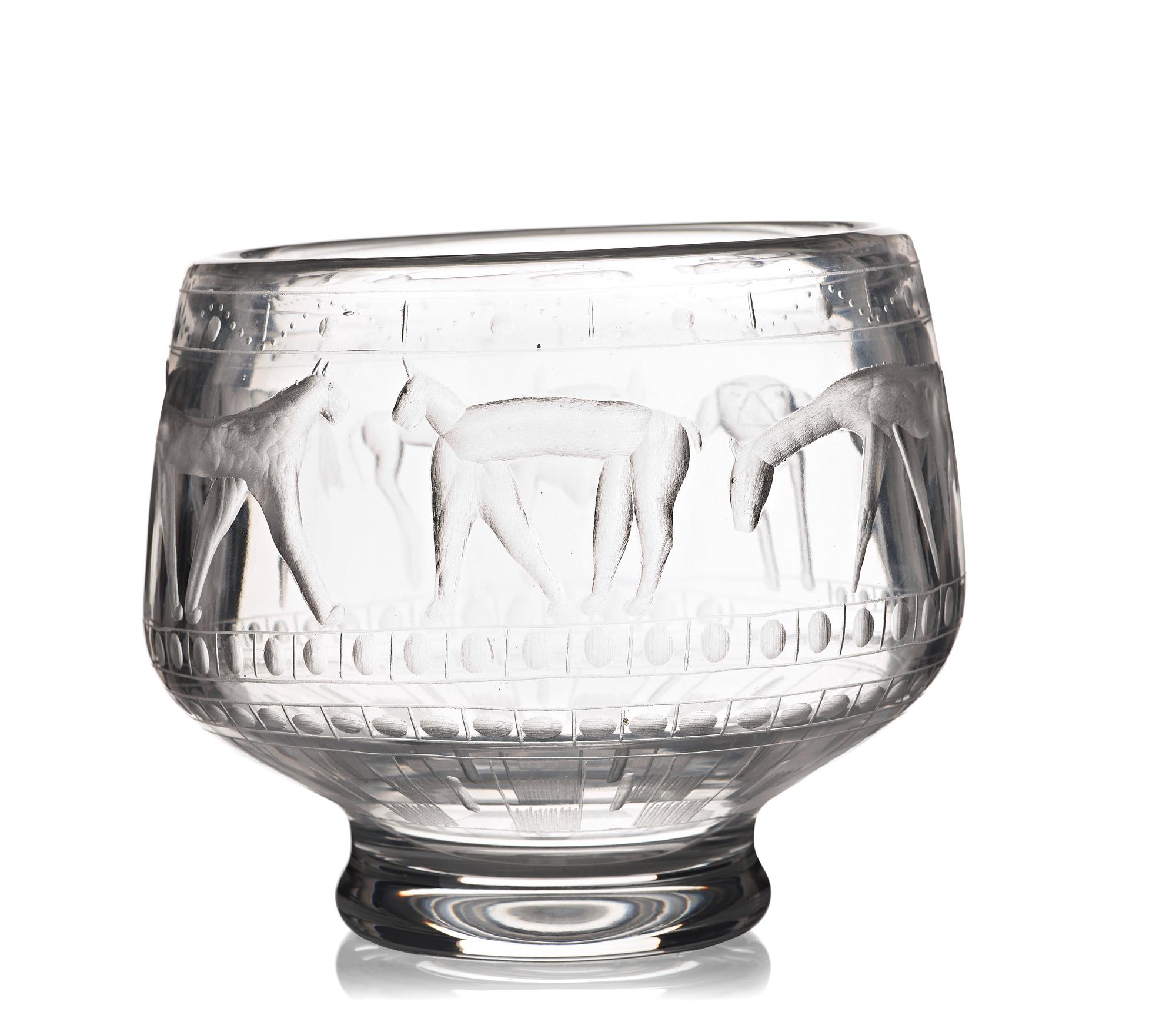 Erik Höglund, an engraved glass bowl, Boda, Sweden 1950's.