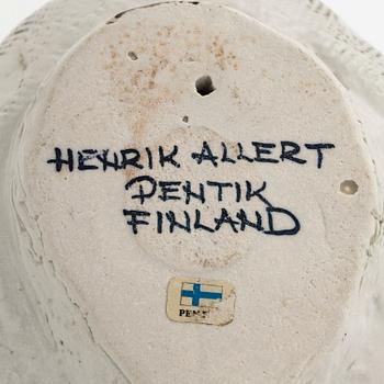 Henrik Allert, fåglar, 3 st och ägg, keramik, Pentik, Finland.