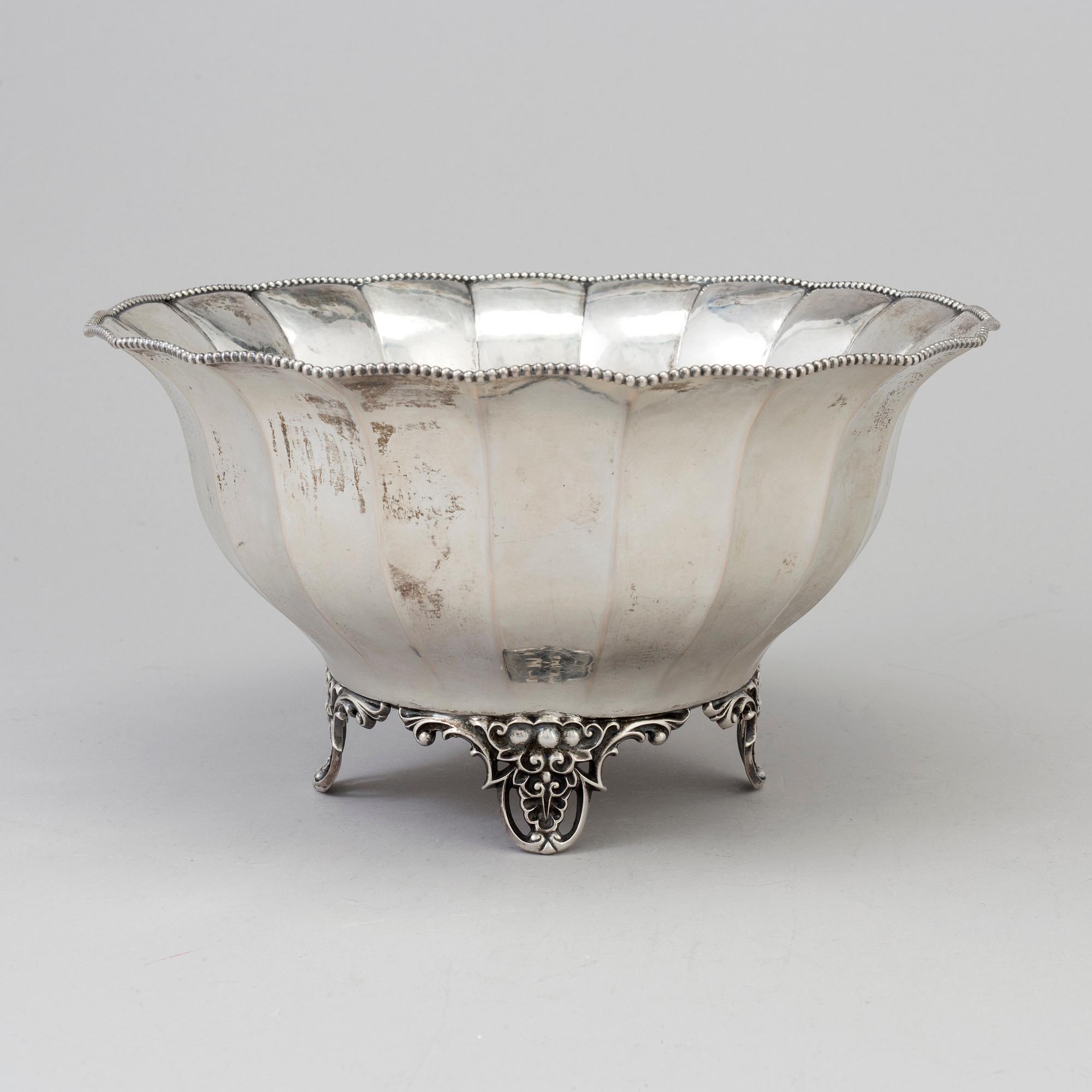 A 20th century silver bowl marked 830M, probably Germany, Swedish import marks.