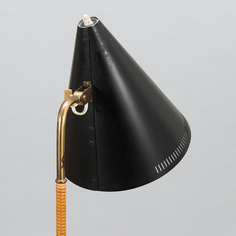 PAAVO TYNELL, LATTIAVALAISIN, malli K10-10. Idman 1900 puoliväli.