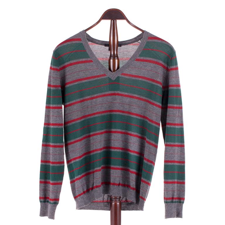 GUCCI, a men´s striped cashmere sweater, size M.