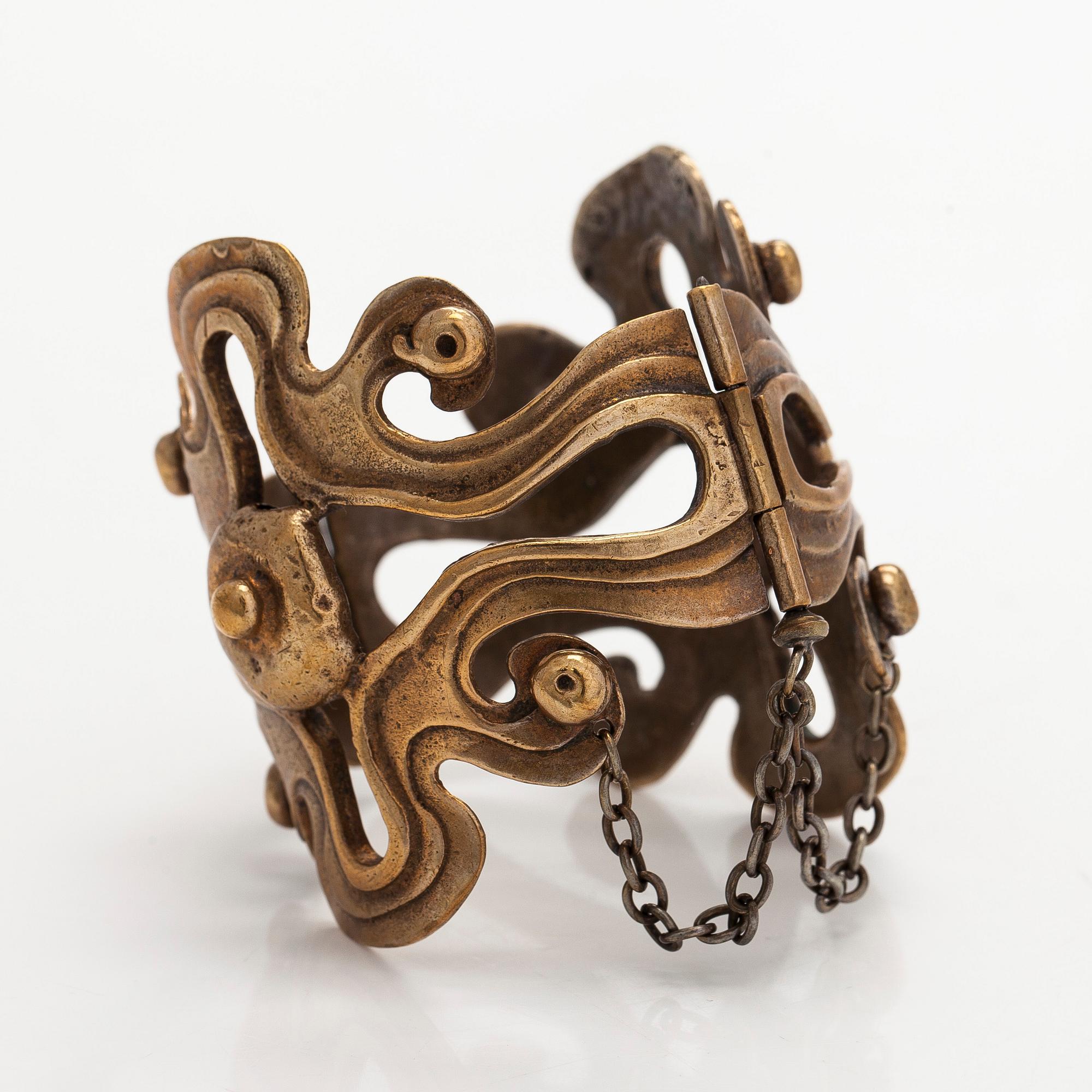 Seppo Tamminen, necklace and bracelet, bronze.