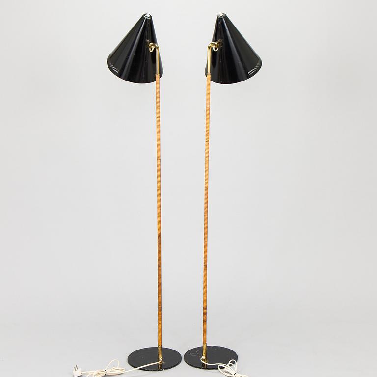 Paavo Tynell, a pair of mid-20th century K10-10 floor lamps for Taito Finland.