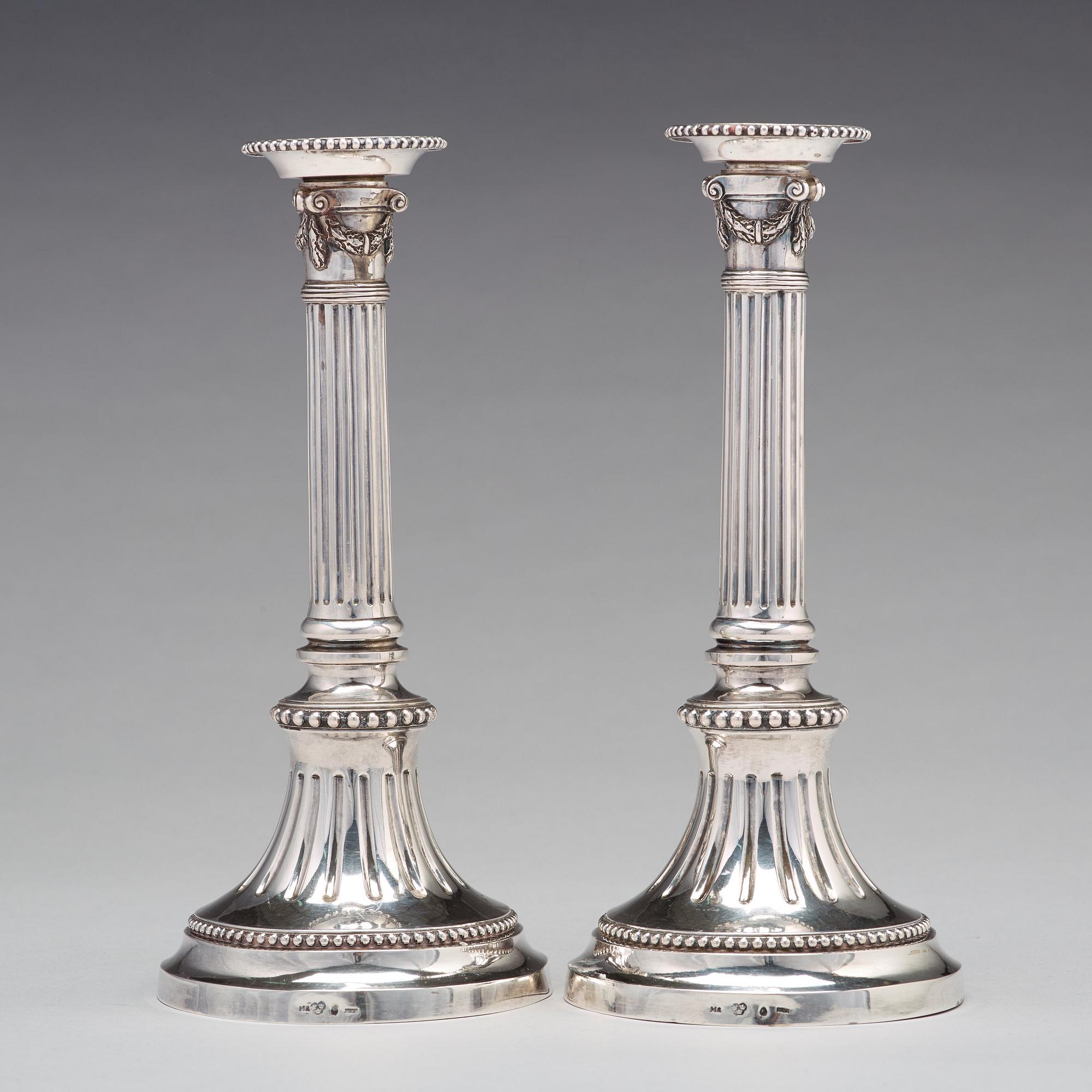 Johan Abraham Hallard, ljusstakar, ett par, silver, Stockholm 1794. Gustavianska.