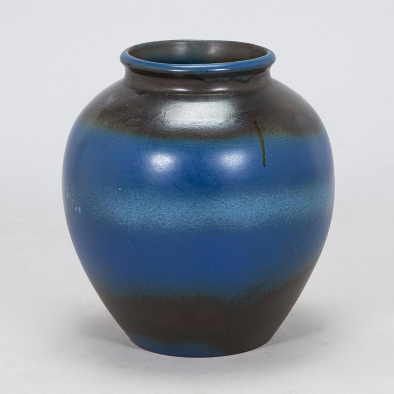 A mid-20th century ceramic floor vase, Arabia Finland.