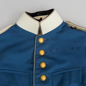 UNIFORM, svensk, m/1895 för officer vid Livregementets dragoner.
