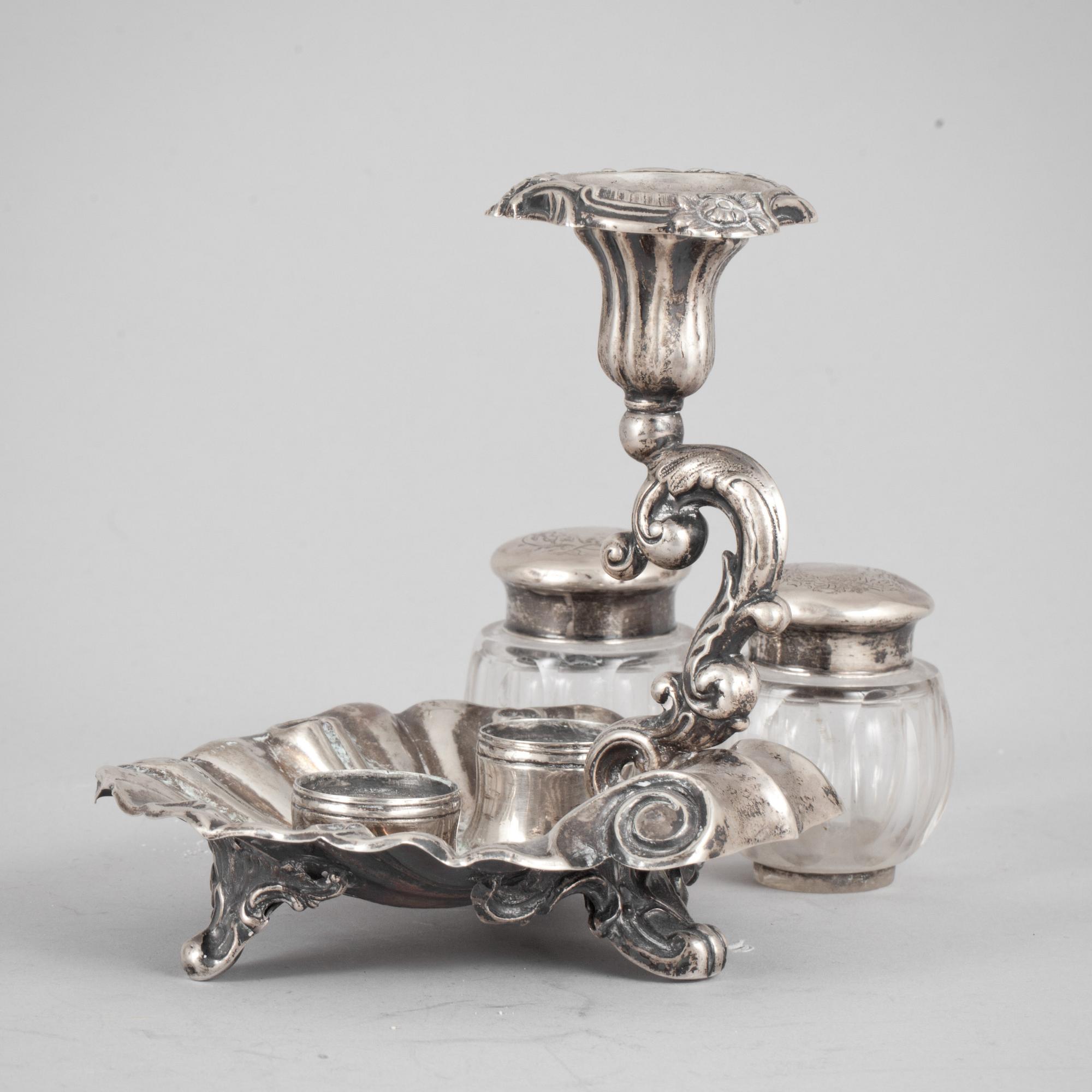 BLÄCKSTÄLL, silver. Rokokostil. Visby, 1862. Vikt ca 400 g.