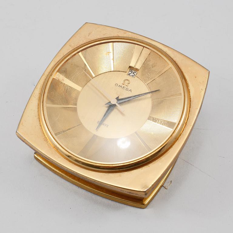 BORDSUR, "8 days", Omega, omkring 1900-talets mitt.