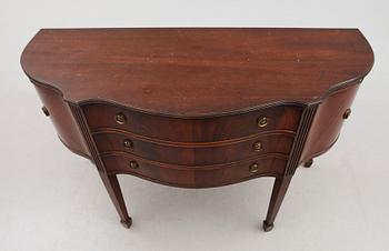 SIDEBOARD, England, 1900-talets mitt.