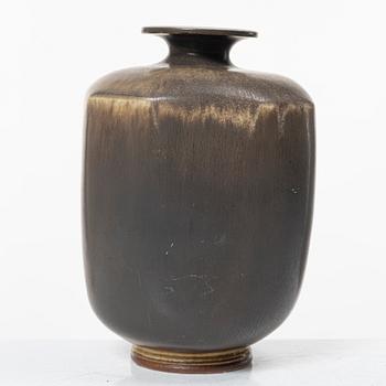 Berndt Friberg, a stoneware vase, Gustavsberg Studio, Sweden, 1974.