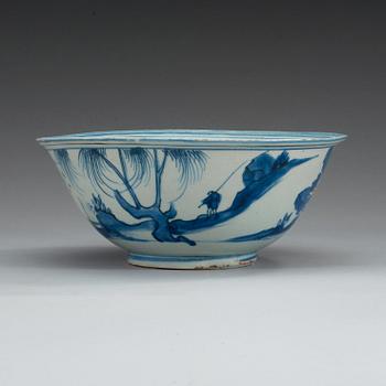 A large blue and white bowl, Ming dynasty, 17th Century with Chenghua six character mark.