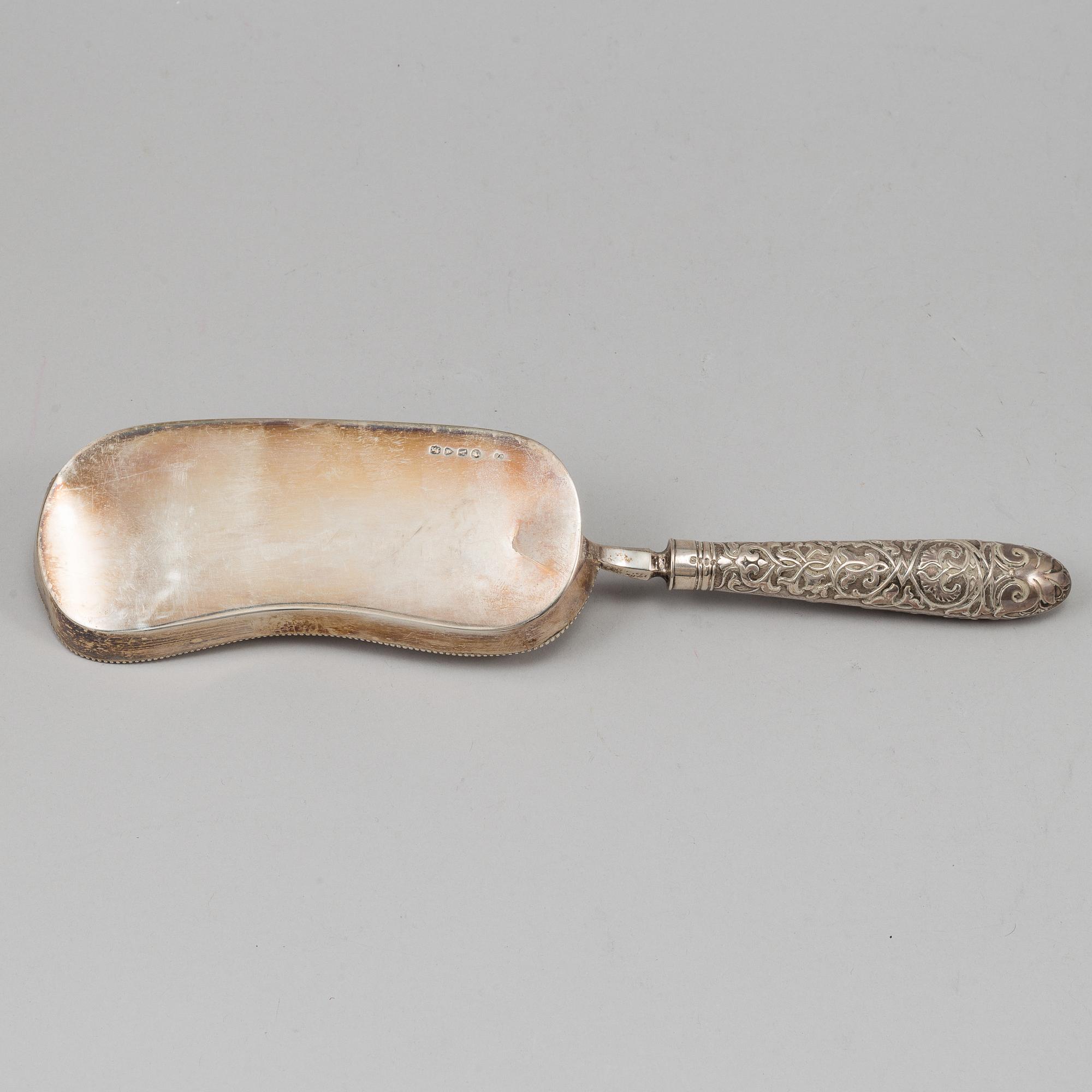 Chawner & Co (George William Adams), a silver server, London 1876.