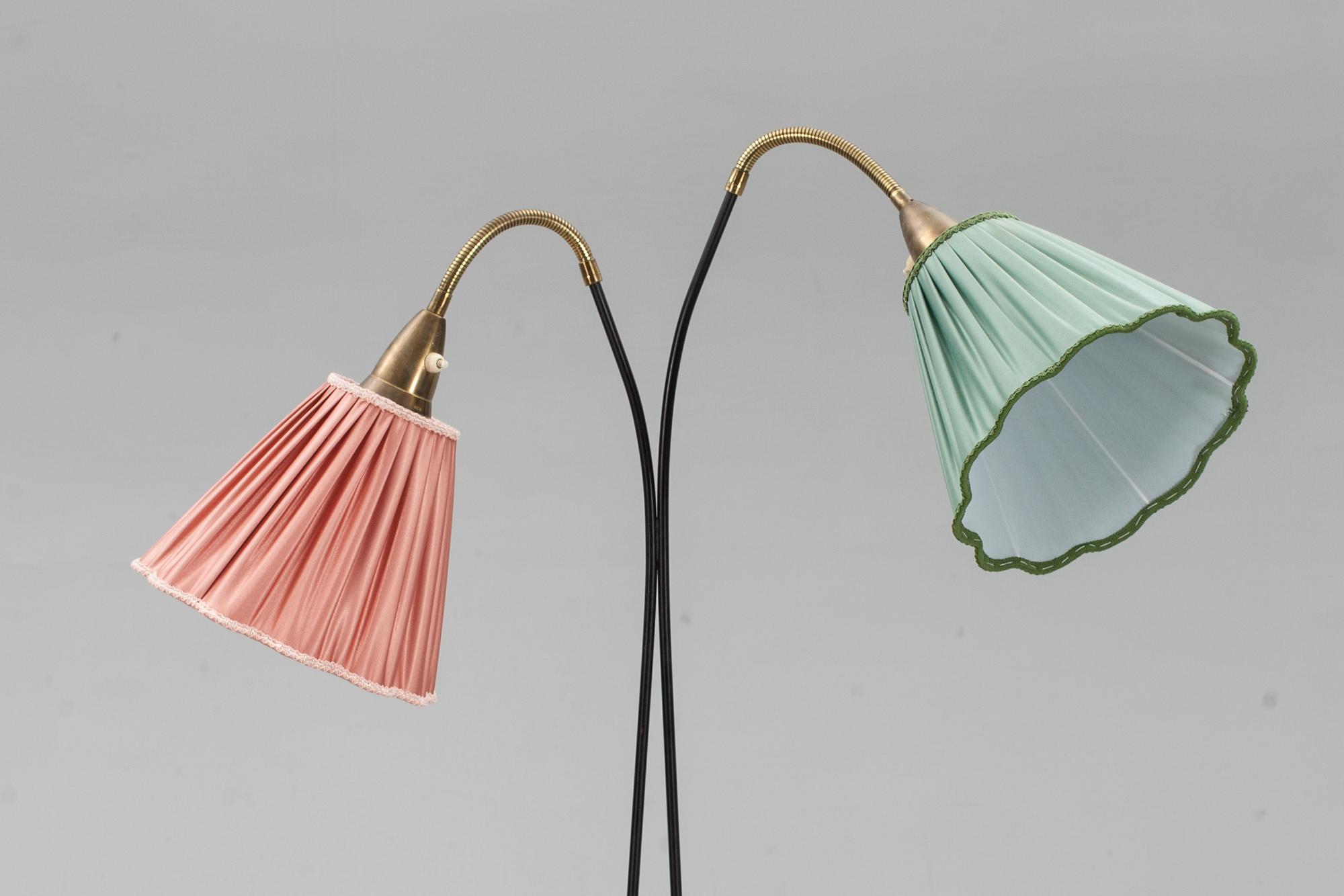 GOLVLAMPA, 1900-talets mitt/andra hälft.