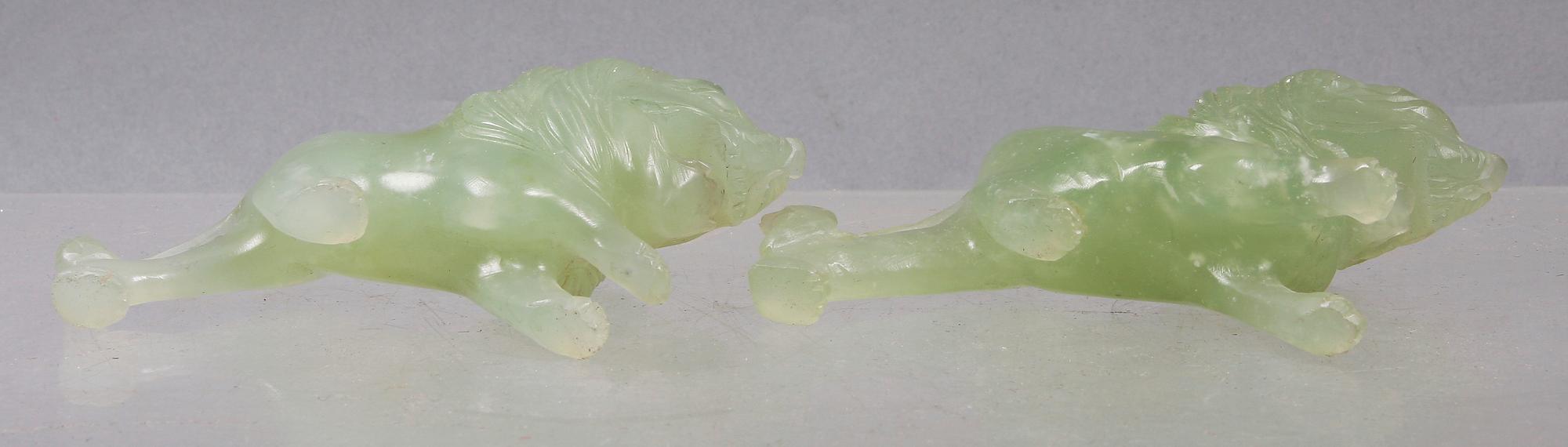 FIGURINER, ett par, jade, Kina 1900-tal.