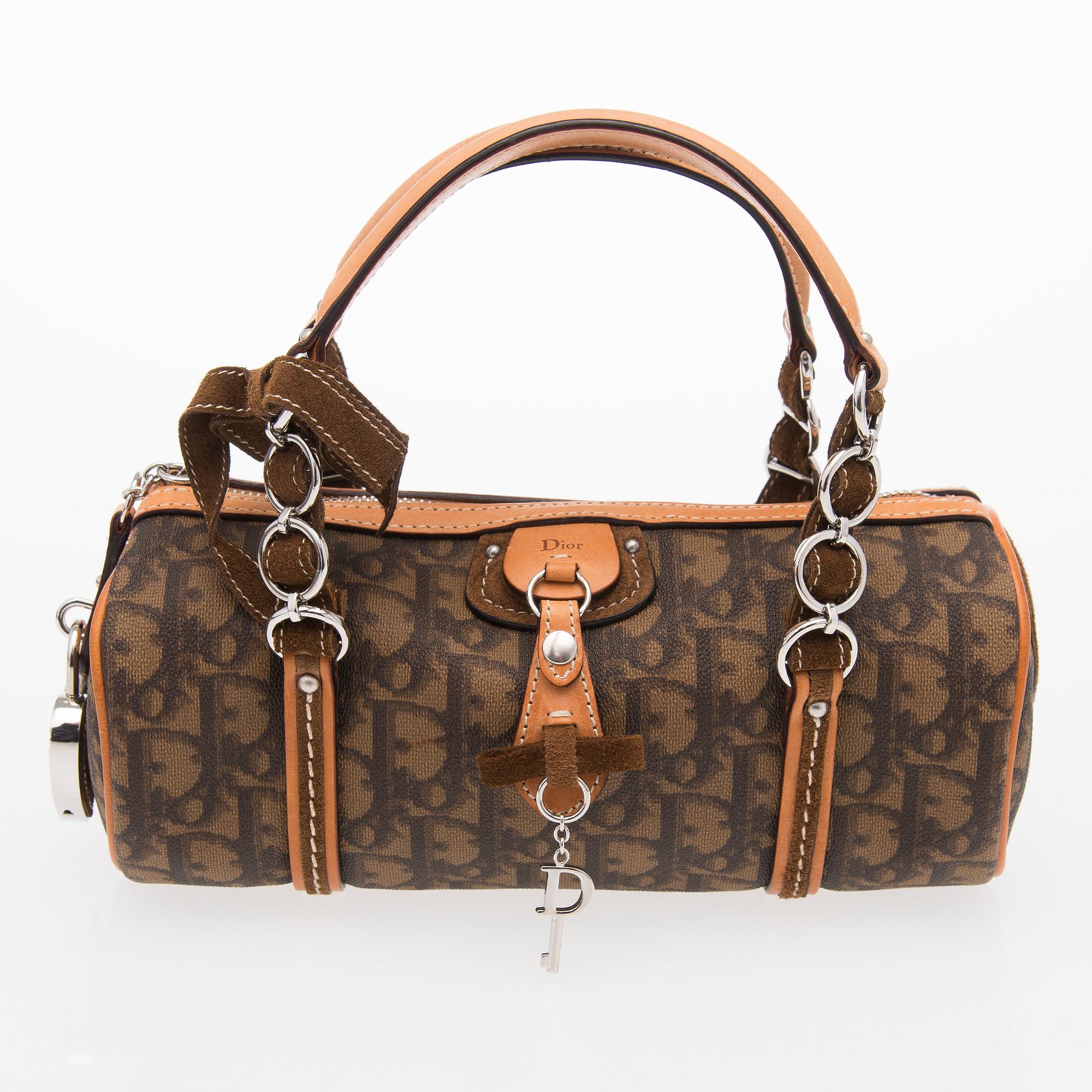 A Monogram Trotter Romantique Round Handbag.