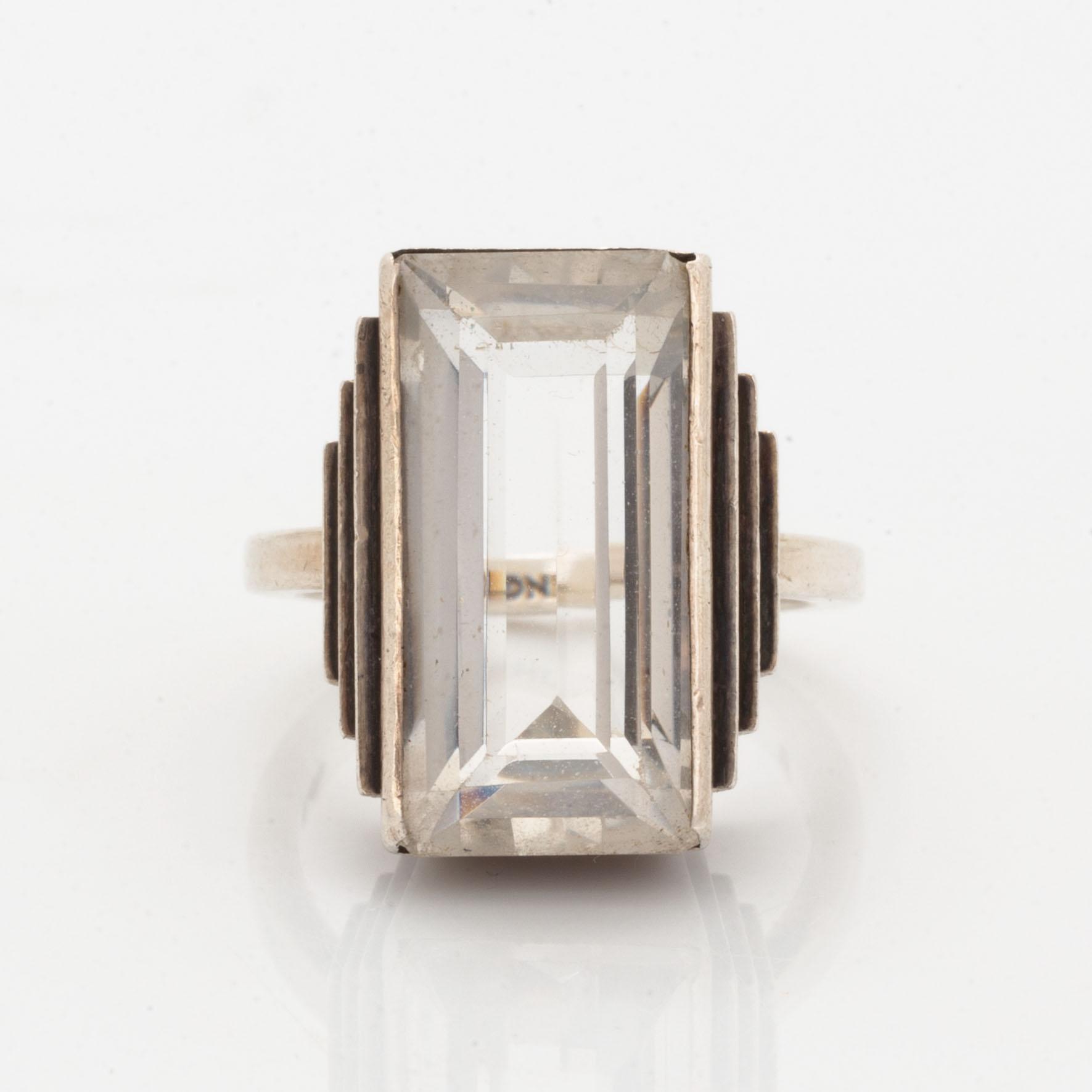 Wiwen Nilsson, sterlingsilver and rock crystal ring.