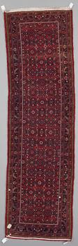 GALLERIMATTA, orientalisk. Ca 310 x 91.