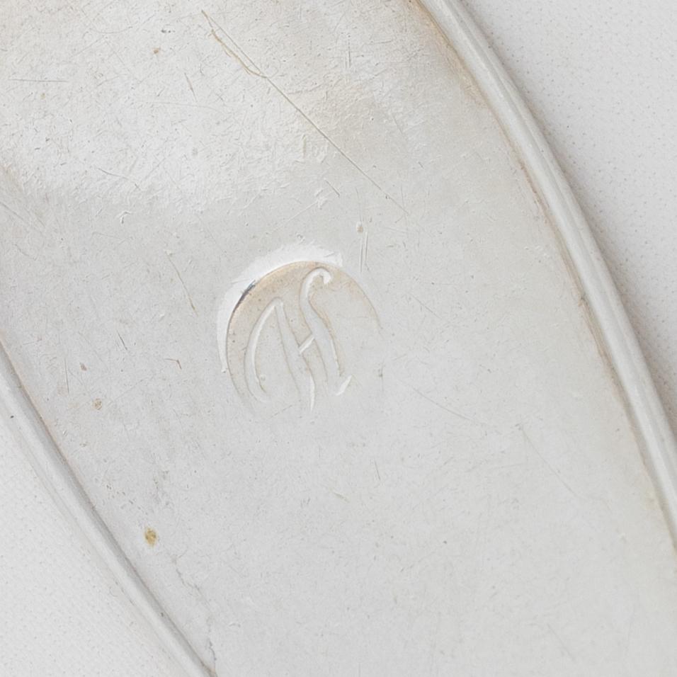 Bestick, 22 st, silver, mestadels modell Svensk spetsig, Sverige, bl a CG Hallberg, Stockholm 1922.