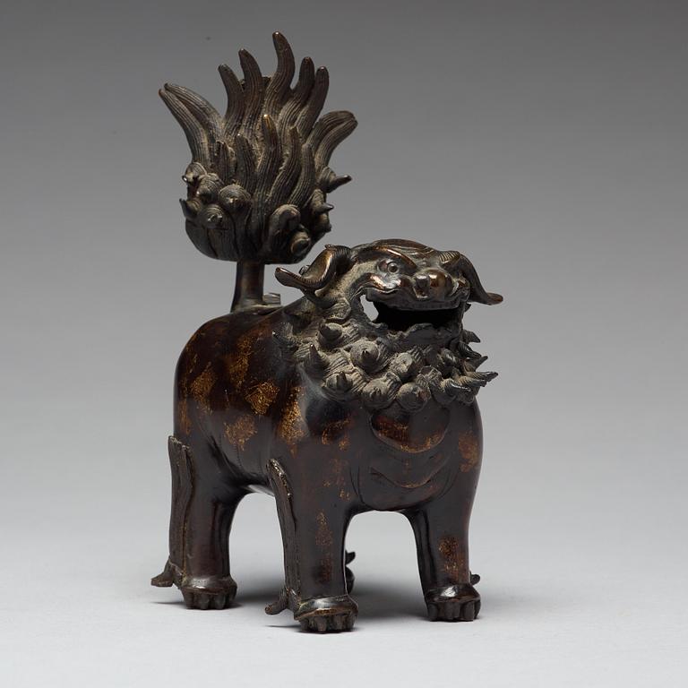 RÖKELSEKAR, brons. Qingdynastin, 1800-tal.