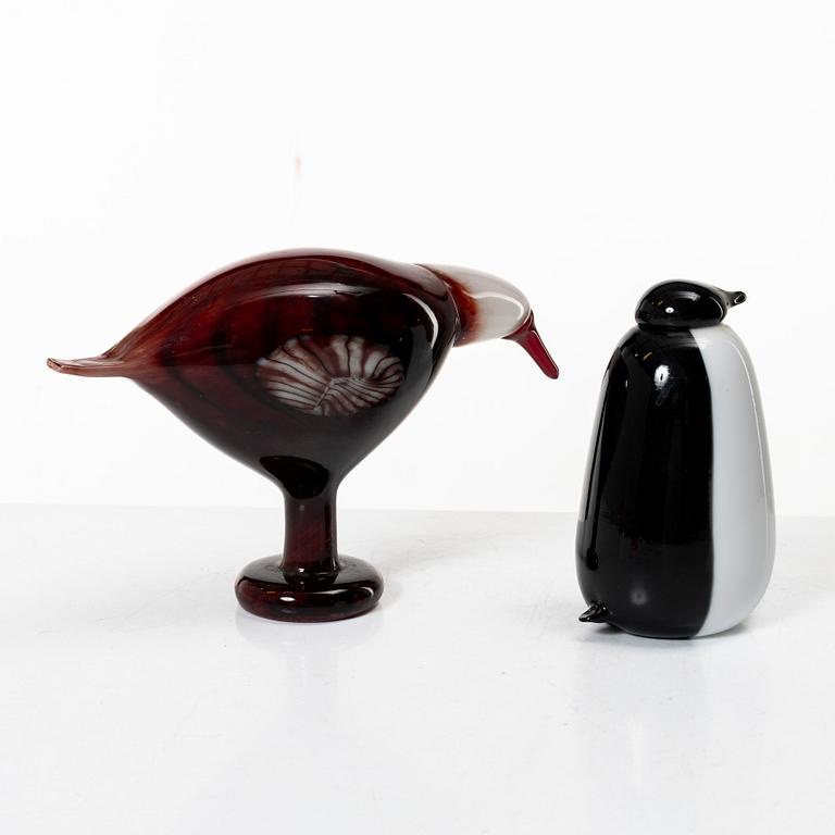 Oiva Toikka, two glass birds, Nuutajärvi, Iittala, finland.