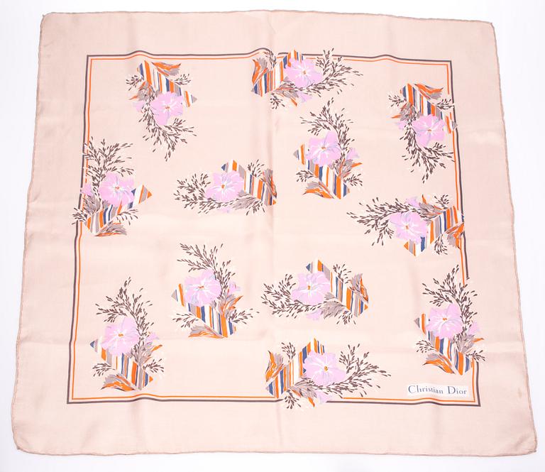 SCARF, Christian Dior.