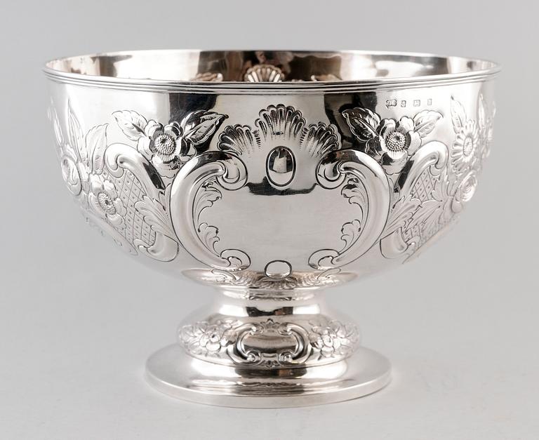 BÅLSKÅL, silver, Carrington & Co, 130 Regent St, London, 7926, Birmingham 1909. Vikt ca 1337 g.