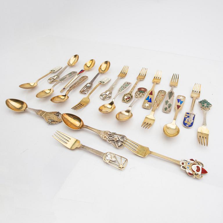 Anton Michelsen, Christmas cutlery, 21 pieces, gilded sterling silver and enamel, Denmark total weight 888 grams.