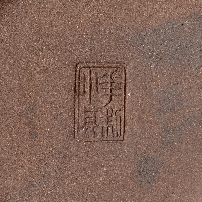 A group of four Chinese yixing teapots, 1970/80s.