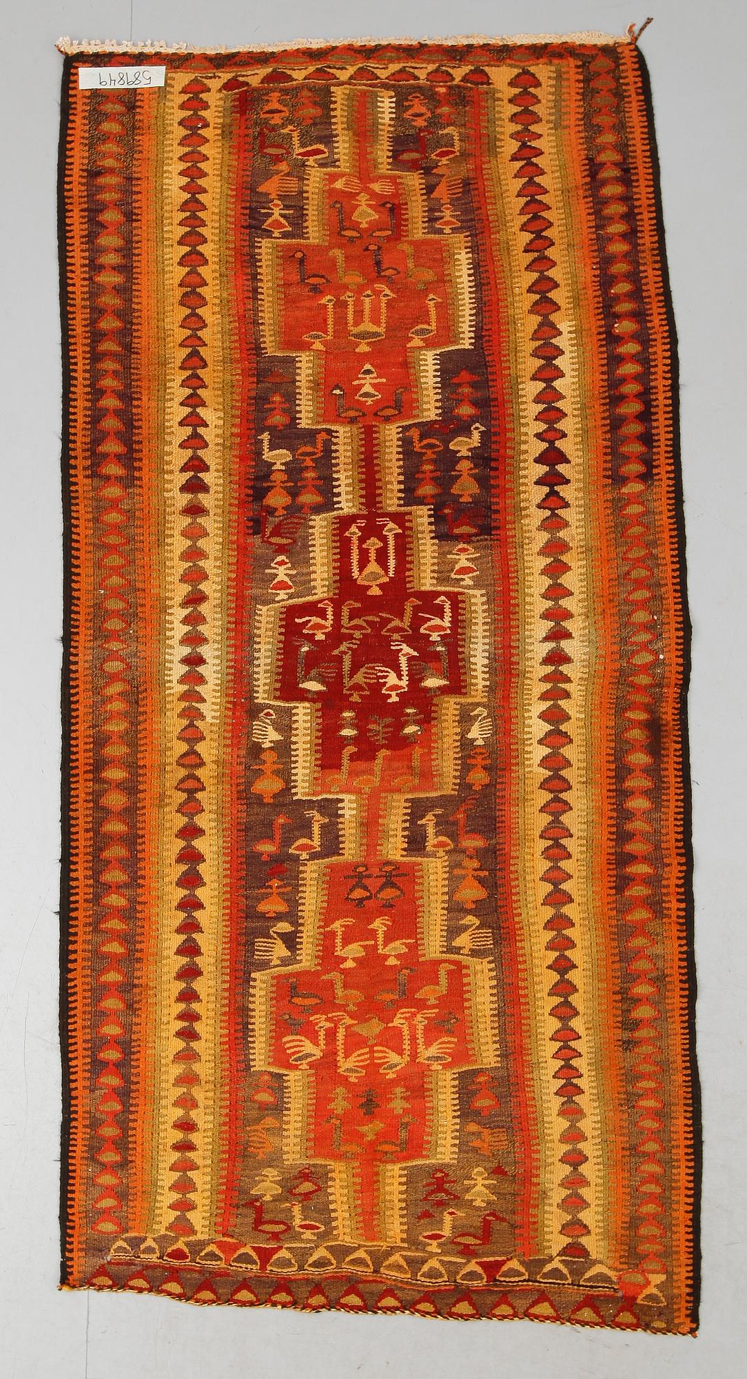 MATTA, Kelim. Ca 145 x 296 cm.