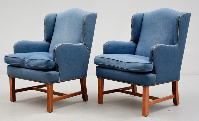 FÅTÖLJER, ett par, Norell, 1900-talets slut.