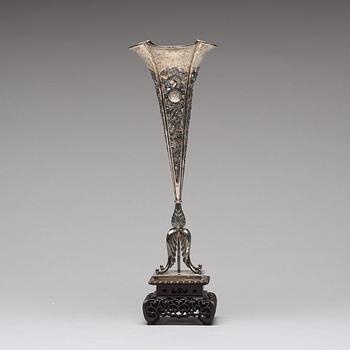 A Chinese silver vase, Shanghai, early 20th Century.