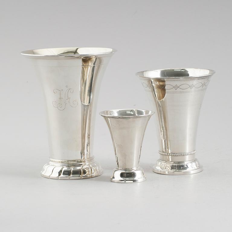 BÄGARE, 3 st, silver. Total vikt 318 g.