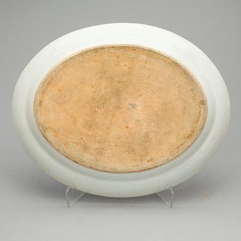 STEKFAT, porslin, Kina, Qing dynastin, 1800-tal.