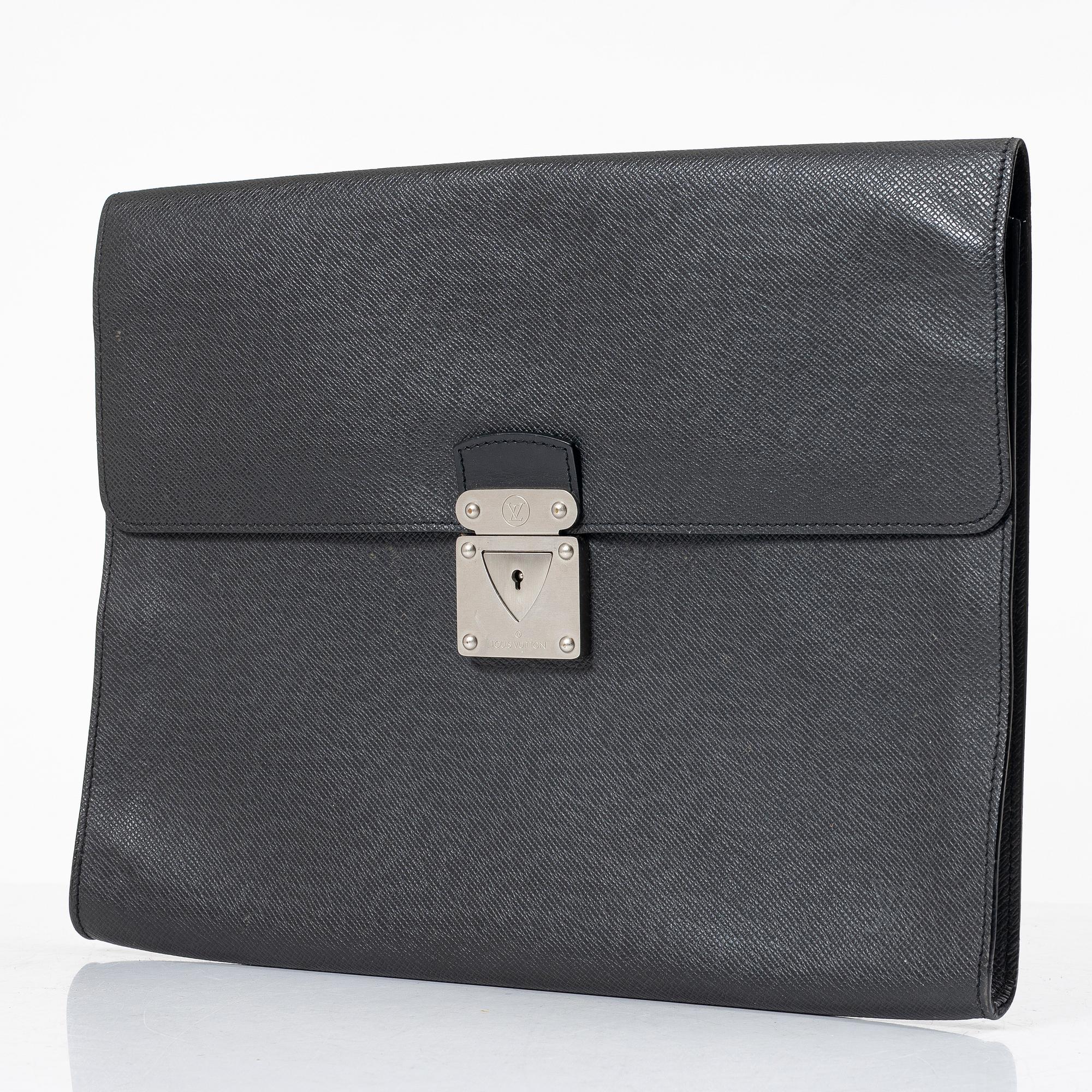 Louis Vuitton, document portfolio, "Porte Documents Epi Senateur".