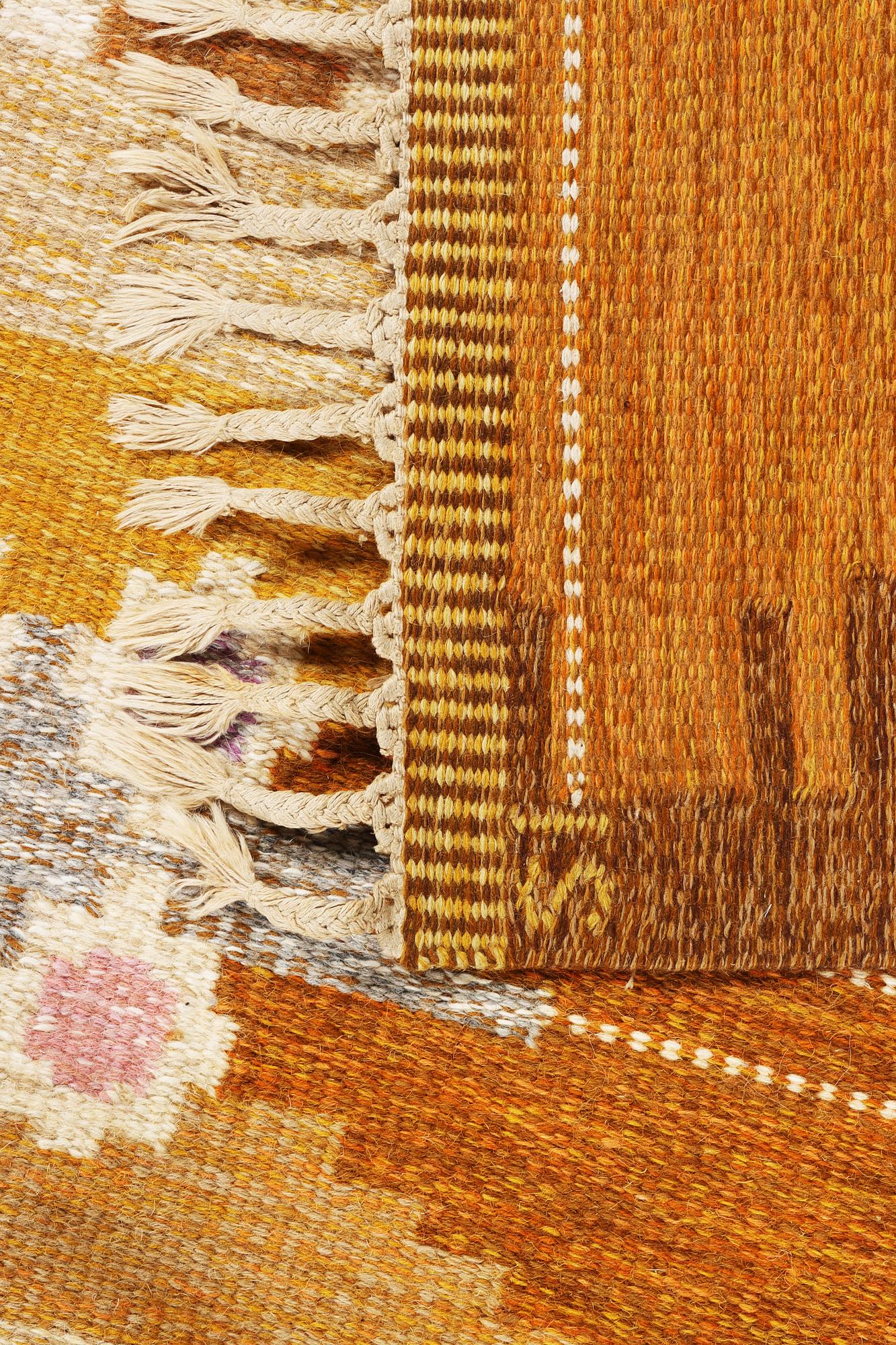 Ingegerd Silow, an 'Örbyhus' flat weave carpet, signed IS, c. 200 x 138 cm.