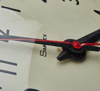 VÄGGKLOCKA, Simplex, England, 1900-talets mitt.