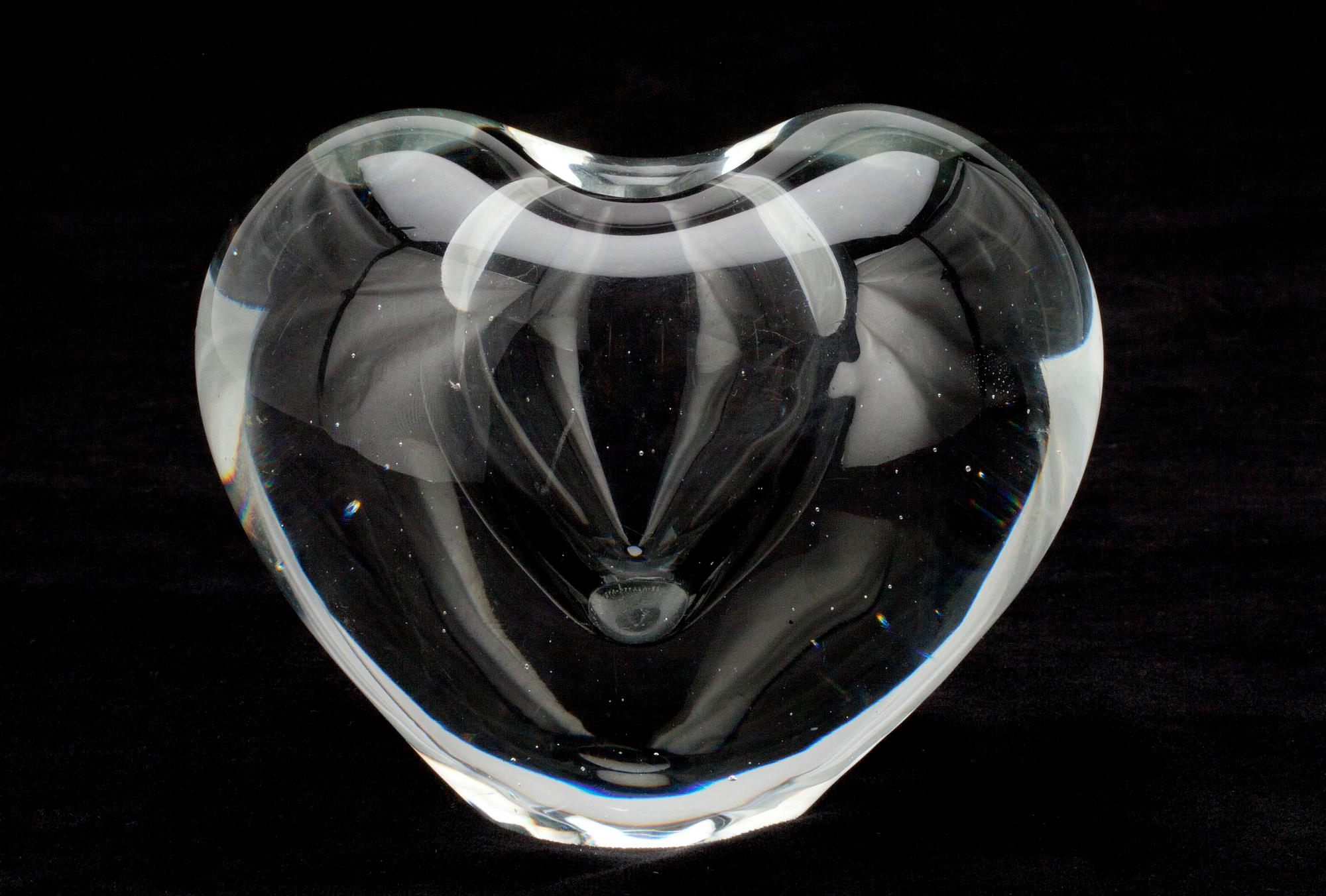 GLASSKULPTUR, "Hjärta", signerad Timo Sarpaneva, Iittala -55.