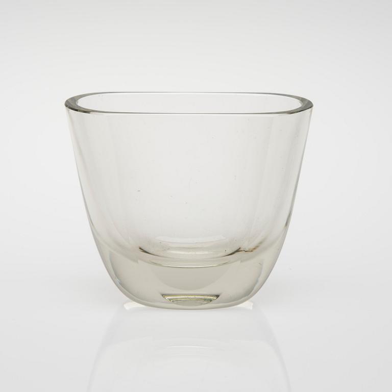 GÖRAN HONGELL, VAS. Sign. GH Karhula. 1940-talets slut.