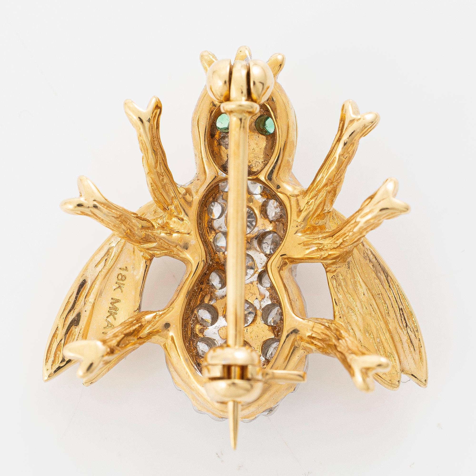 Brosch, i form av bi, Mary Kay, 18K guld med briljantslipade diamanter.