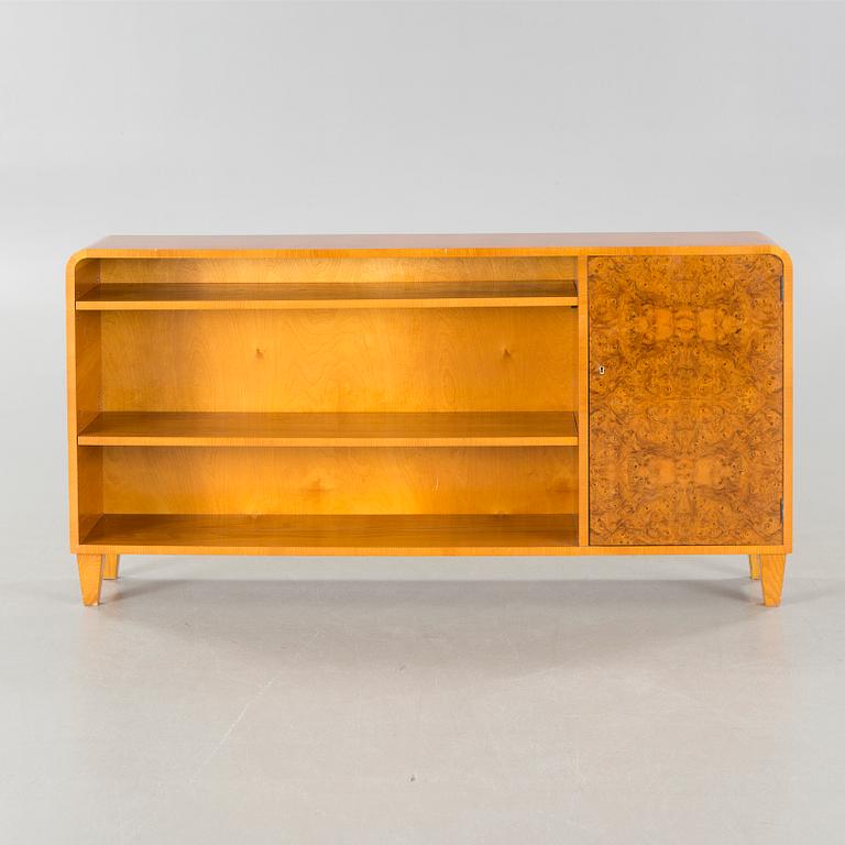A 1940s sideboard.