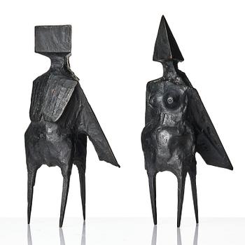 Lynn Chadwick, "Pair of standing figures".